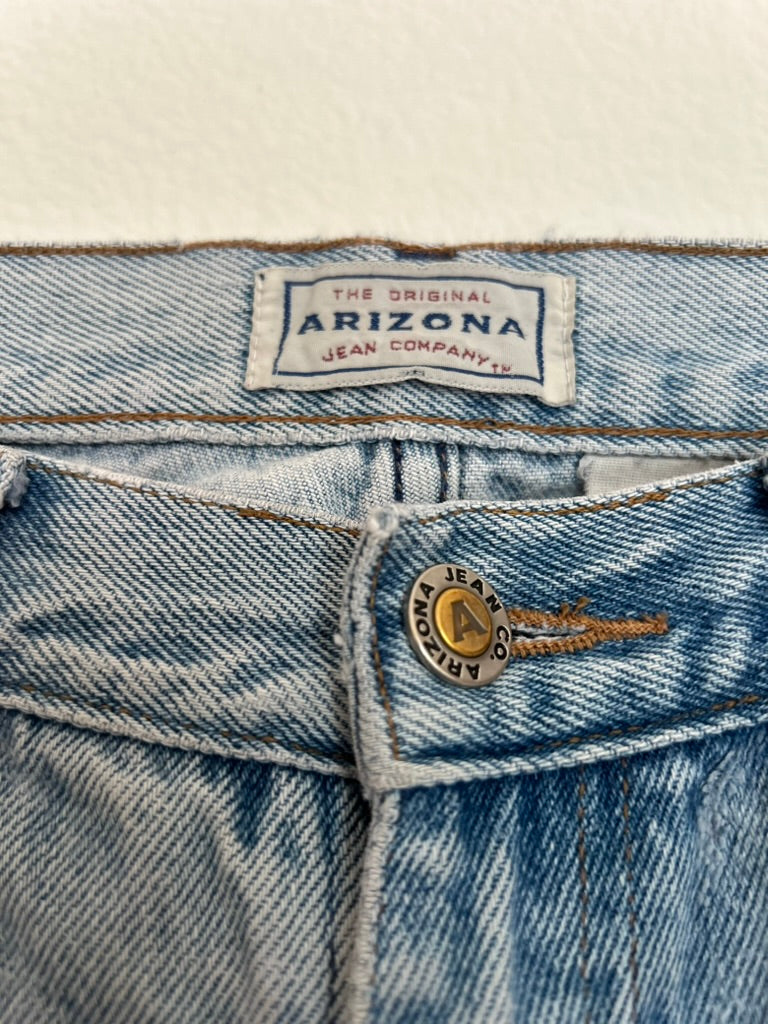 Vintage Light Washed Mom Jeans