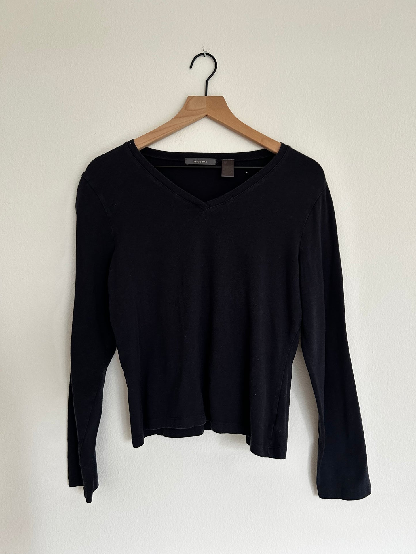 Liz Claiborne | Navy V-Neck Long Sleeve Top