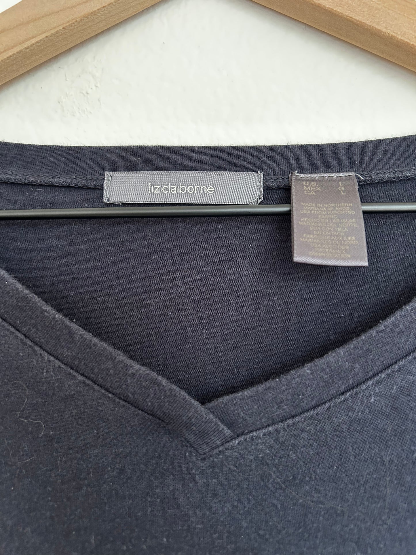 Liz Claiborne | Navy V-Neck Long Sleeve Top