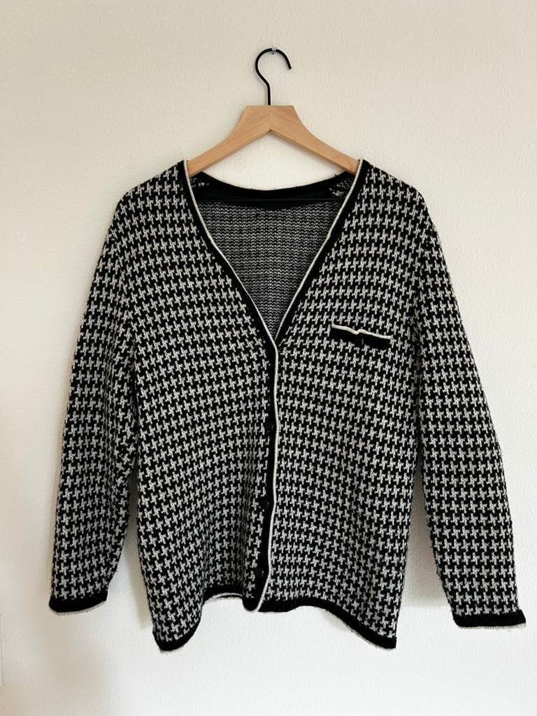 Patterned Black & White Cardigan