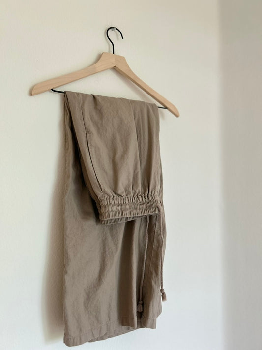 Wide-Leg Linen Pants