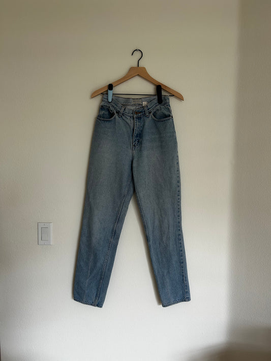 Vintage Light Washed Mom Jeans